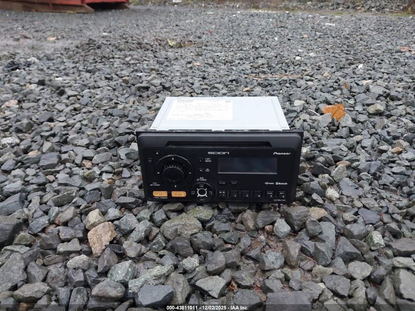 2004 Dodge Ram 1500 Slt/Laramie VIN: 1D7HU18D44J207114 Lot: 43811011