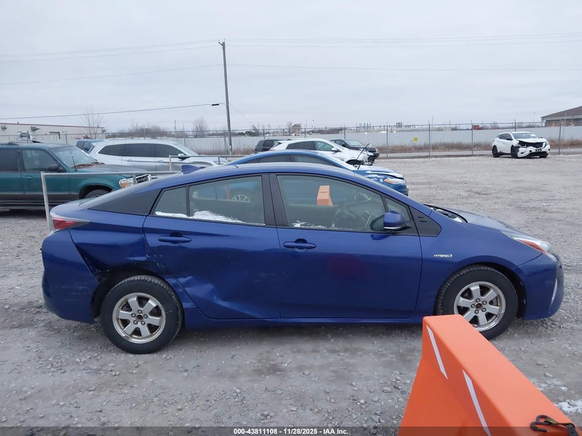 2017 Toyota Prius Three Touring VIN: JTDKARFU0H3047530 Lot: 43811108