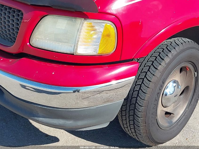 2003 Ford F-150 Lariat/Xlt VIN: 1FTRW07683KA38018 Lot: 43811128