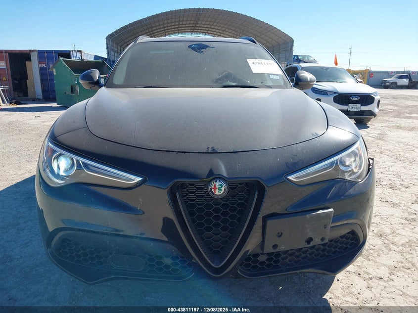 ZASPAKBN2N7D32009 2022 ALFA ROMEO STELVIO photo no. 12
