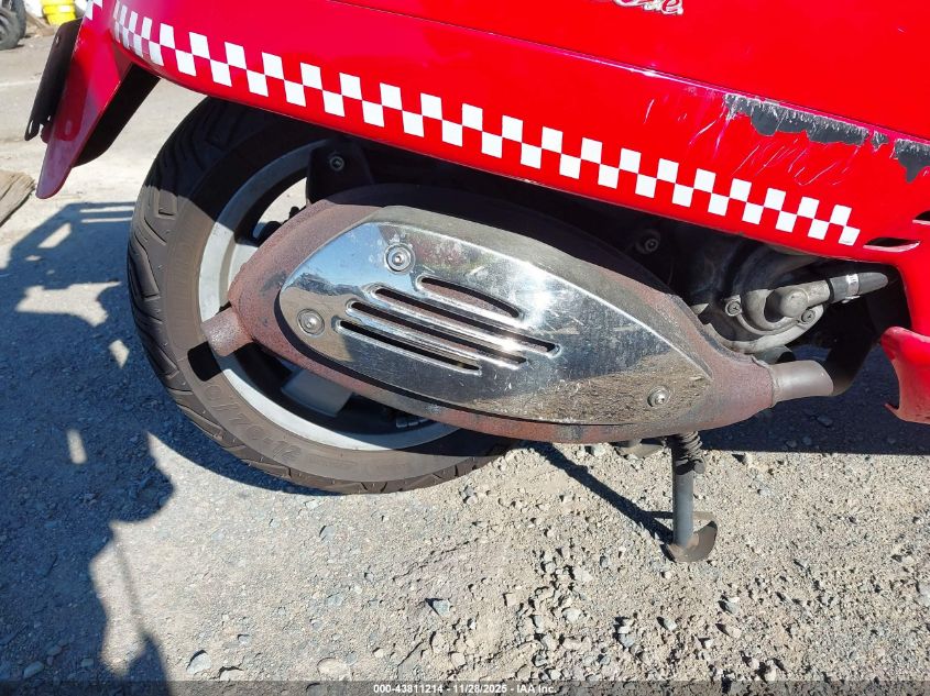 2006 Vespa Gts 250 VIN: ZAPM459L265001323 Lot: 43811214