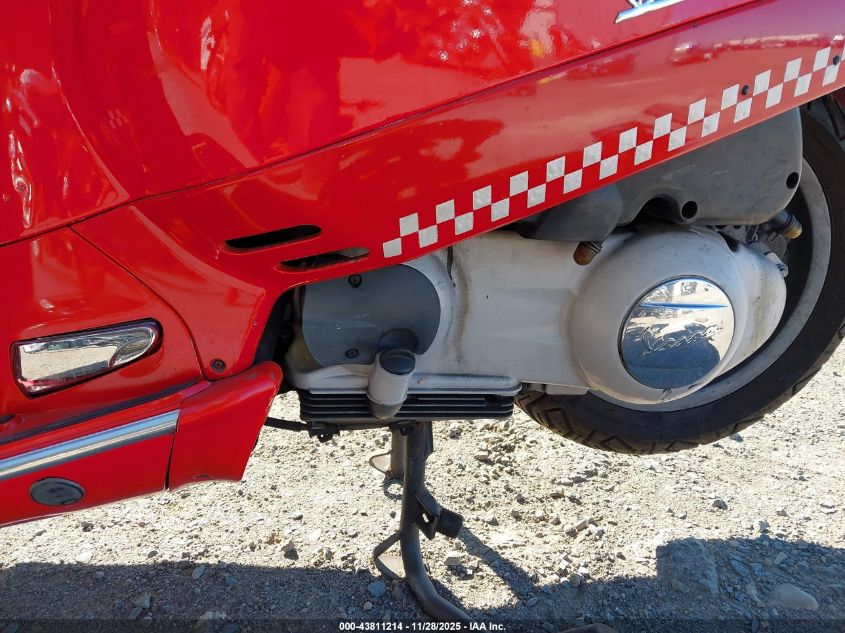 2006 Vespa Gts 250 VIN: ZAPM459L265001323 Lot: 43811214