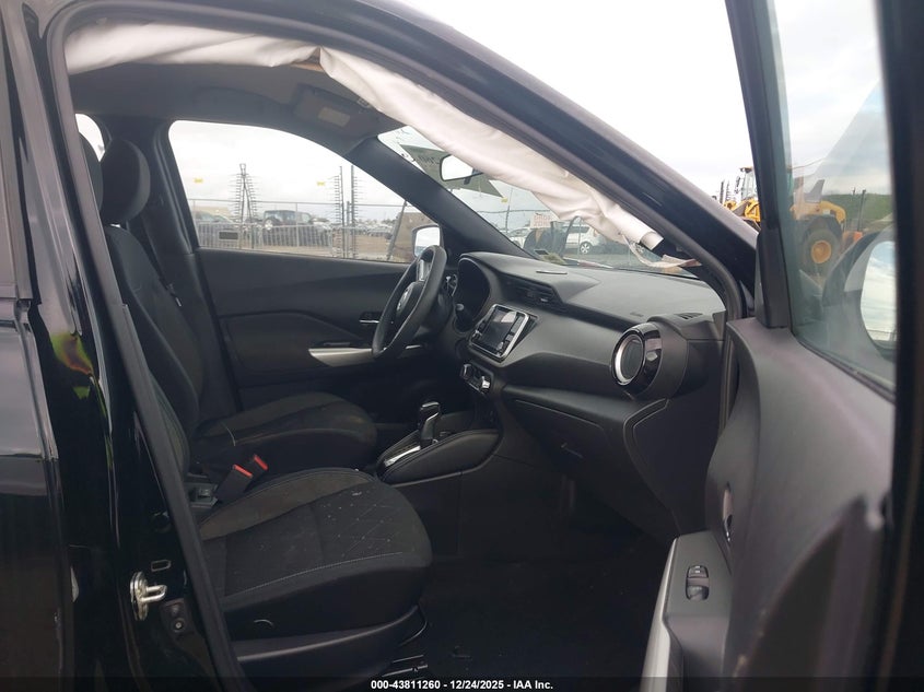 2019 Nissan Kicks Sv