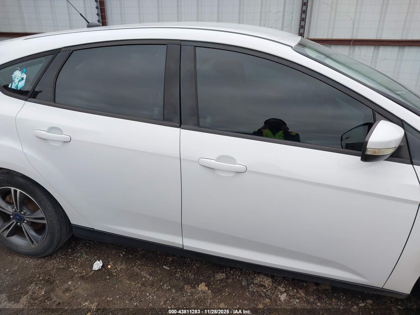 2014 Ford Focus Se VIN: 1FADP3K2XEL419885 Lot: 43811283