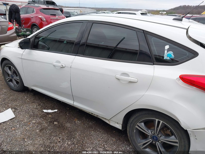 2014 Ford Focus Se VIN: 1FADP3K2XEL419885 Lot: 43811283