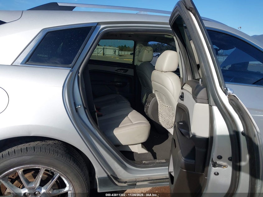 2013 Cadillac Srx Performance Collection VIN: 3GYFNDE30DS649635 Lot: 43811302