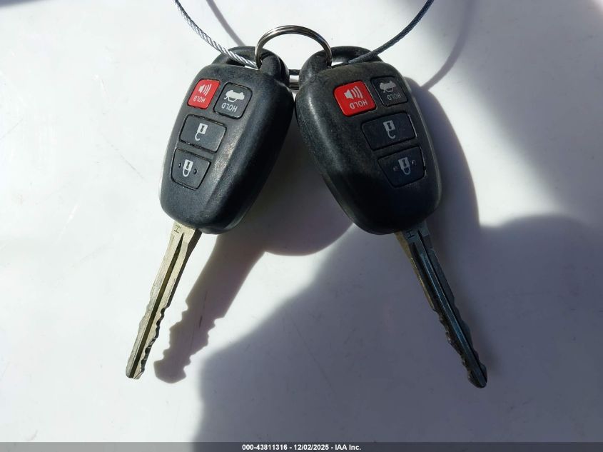 2014 Toyota Corolla Le VIN: 5YFBURHE6EP149897 Lot: 43811316