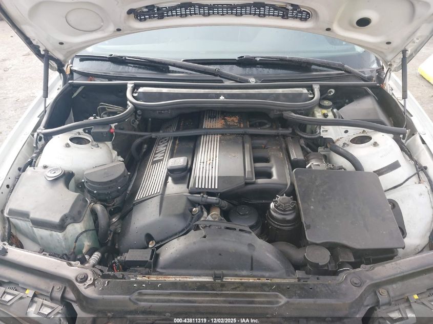 2002 BMW 325Xit VIN: WBAEP33422PF01368 Lot: 43811319