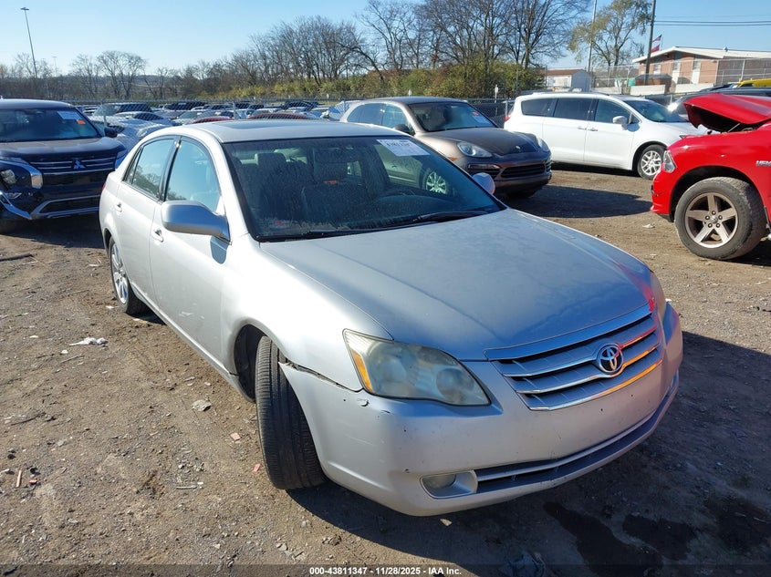 2005 Toyota Avalon Xls VIN: 4T1BK36B45U017585 Lot: 43811347