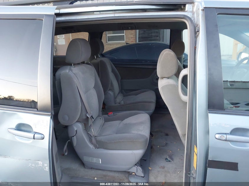 2006 Toyota Sienna Le VIN: 5TDZA23C56S548779 Lot: 43811353