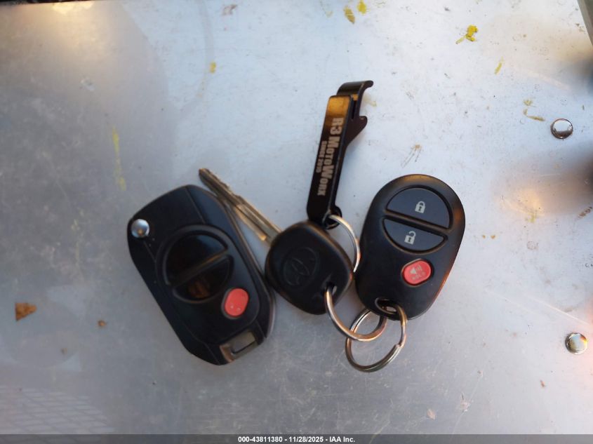 2012 Toyota Tundra Grade 5.7L V8 VIN: 5TFDW5F10CX211644 Lot: 43811380