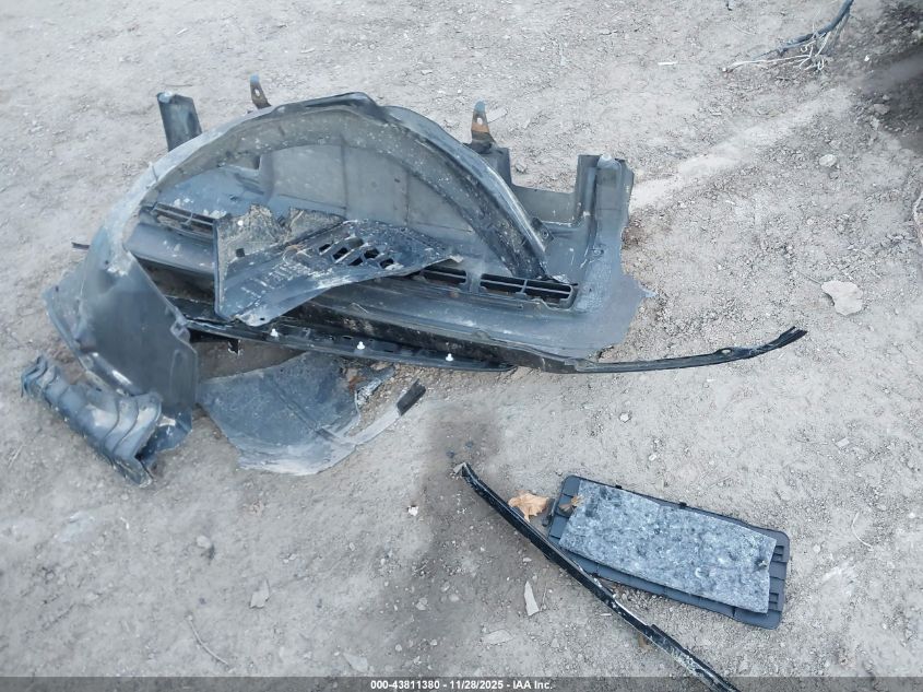 2012 Toyota Tundra Grade 5.7L V8 VIN: 5TFDW5F10CX211644 Lot: 43811380