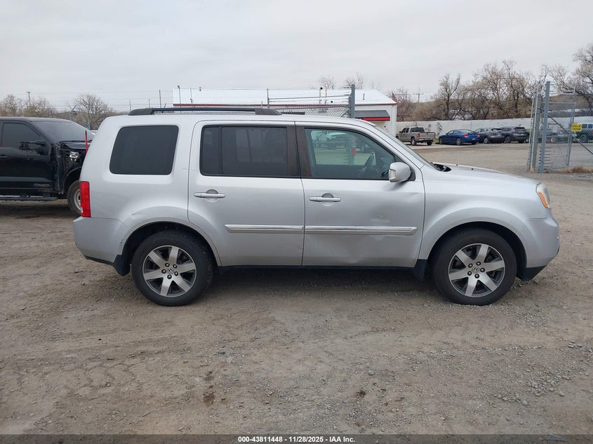 2015 Honda Pilot Touring VIN: 5FNYF4H99FB011424 Lot: 43811448