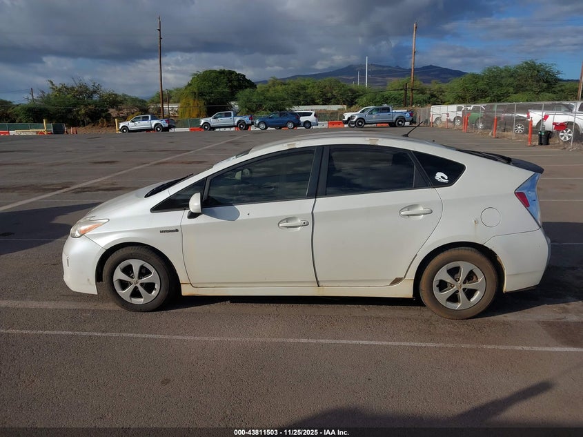 2014 Toyota Prius Five/Four/Three/Two VIN: JTDKN3DU1E0363438 Lot: 43811503