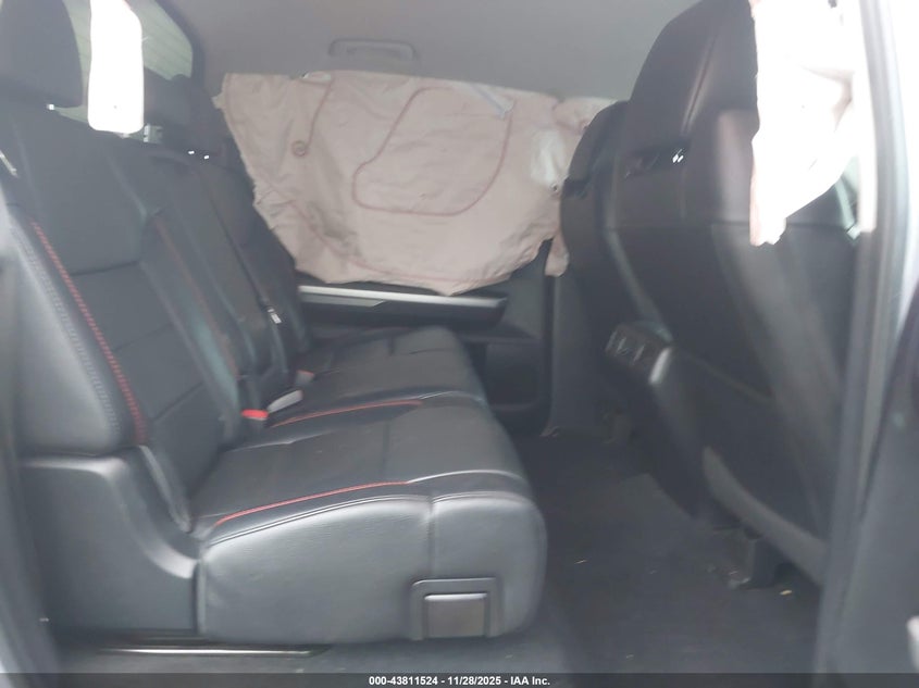 2017 Toyota Tundra Trd Pro 5.7L V8 VIN: 5TFDW5F1XHX654584 Lot: 43811524