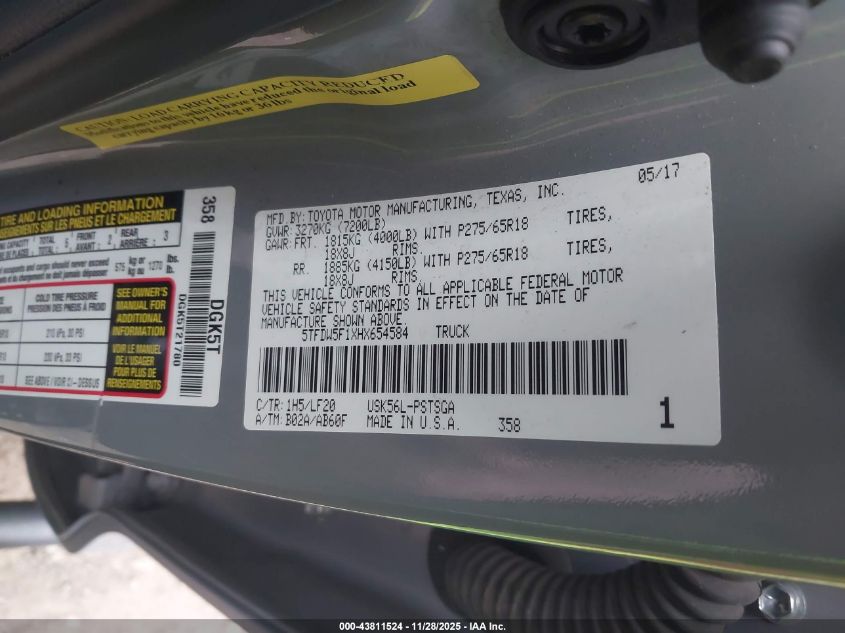 2017 Toyota Tundra Trd Pro 5.7L V8 VIN: 5TFDW5F1XHX654584 Lot: 43811524