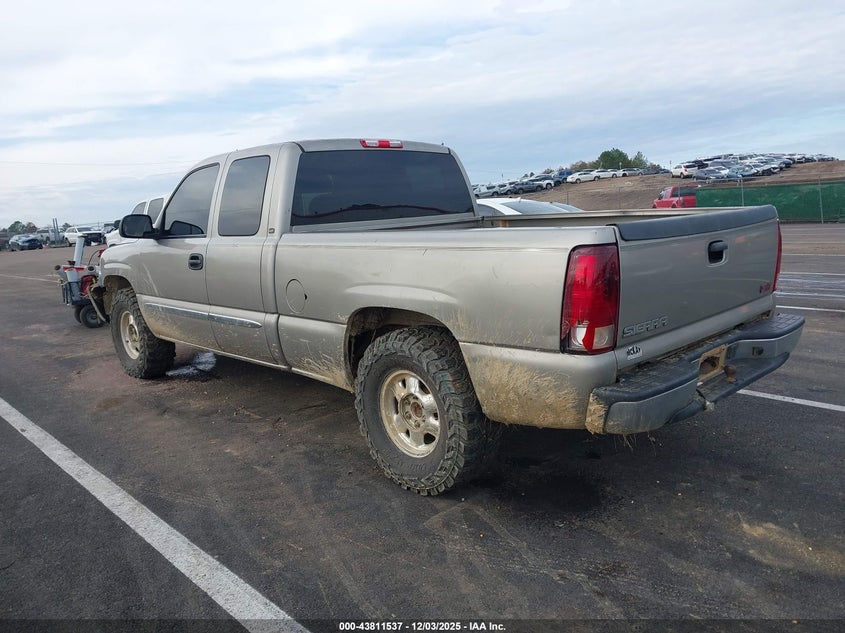 2GTEC19T931103152 2003 GMC SIERRA photo no. 3