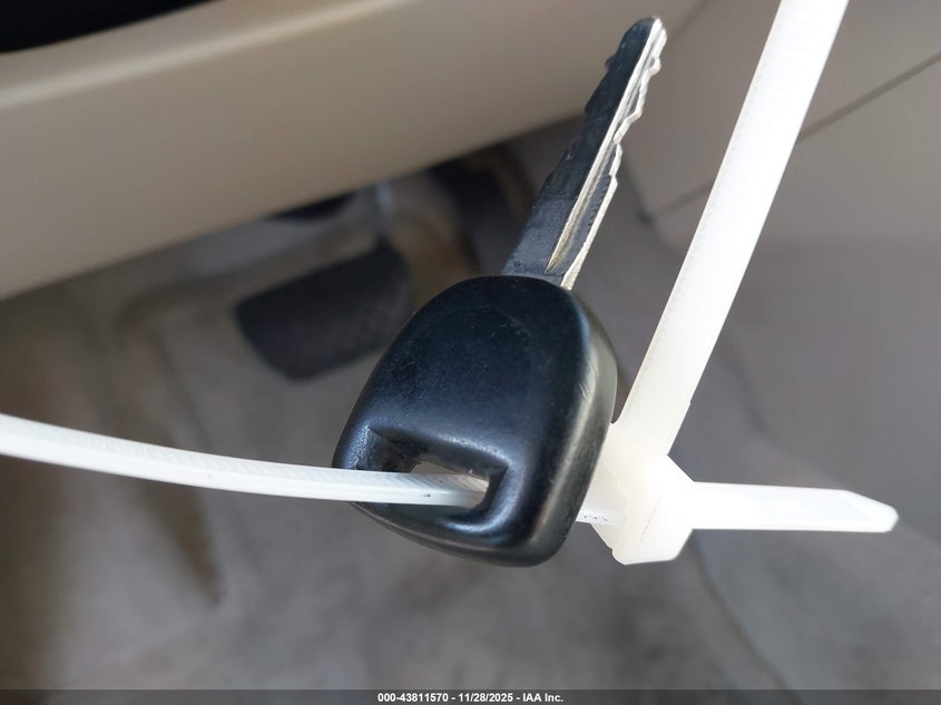 2008 Mazda Mazda3 I Sport VIN: JM1BK32G081154423 Lot: 43811570