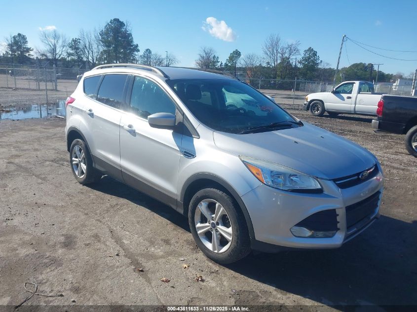 FORD ESCAPE SE