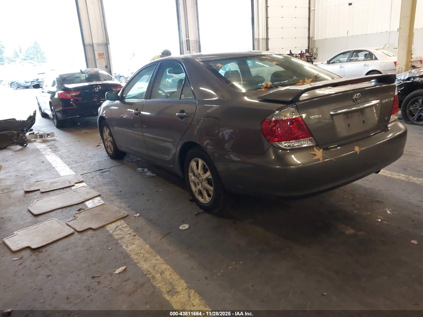 4T1BF30K95U606743 2005 TOYOTA CAMRY photo no. 3
