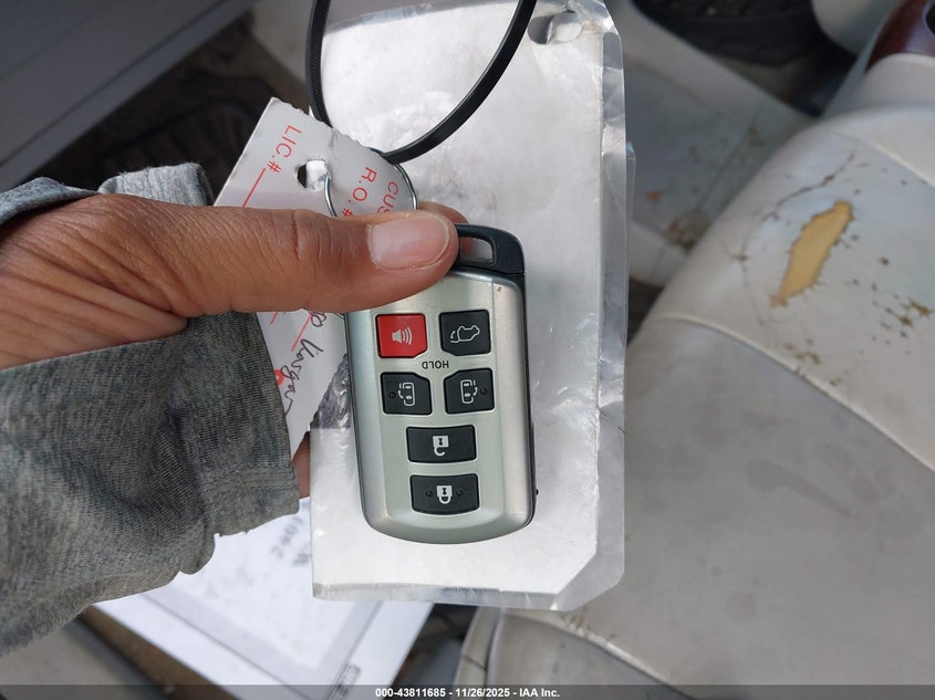 2011 Toyota Sienna Limited VIN: 5TDDK3DC4BS019118 Lot: 43811685