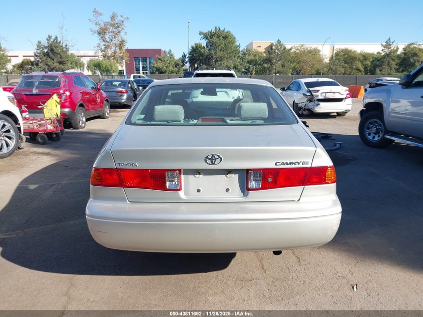 2001 Toyota Camry Ce VIN: 4T1BG22K51U773714 Lot: 43811692