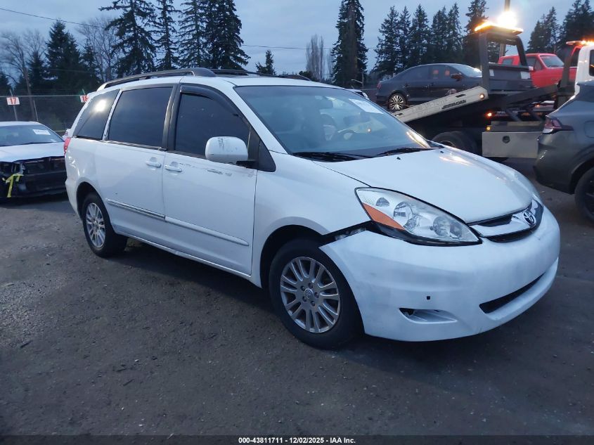 TOYOTA SIENNA LIMITED