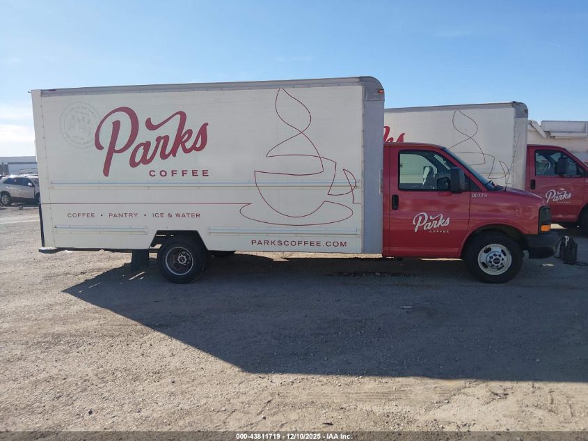 2010 GMC Savana Cutaway Work Van VIN: 1GD6G4BG8A1900773 Lot: 43811719