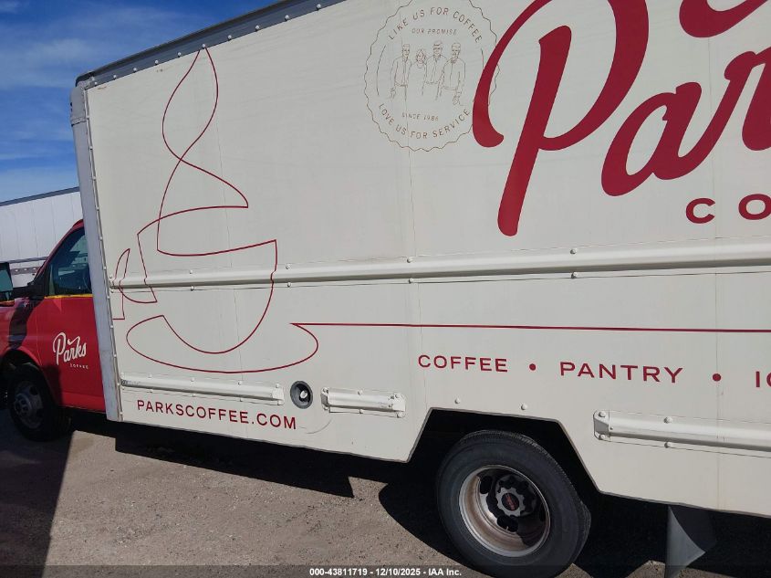 2010 GMC Savana Cutaway Work Van VIN: 1GD6G4BG8A1900773 Lot: 43811719