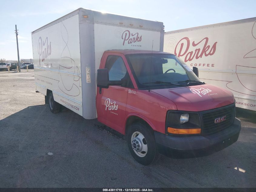 2010 GMC Savana Cutaway Work Van