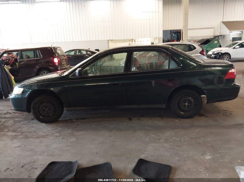 2000 Honda Accord 2.3 Se VIN: JHMCG5677YC033841 Lot: 43811722