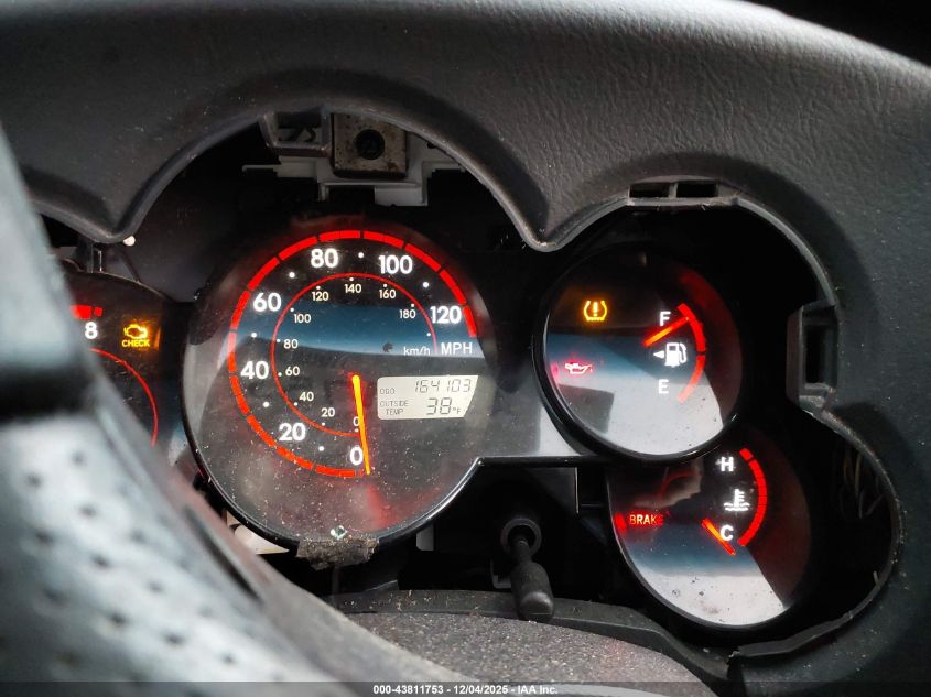 2006 Toyota Matrix VIN: 2T1LR32E26C557102 Lot: 43811753