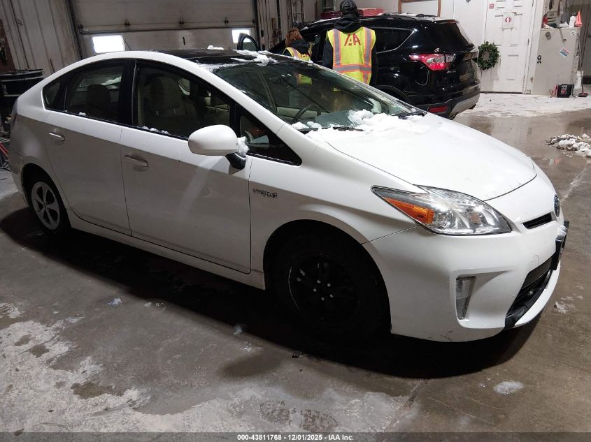 TOYOTA PRIUS THREE