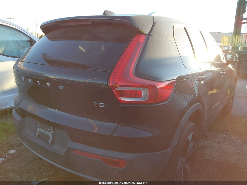 YV4162UK4K2148599 2019 VOLVO XC40 photo no. 4