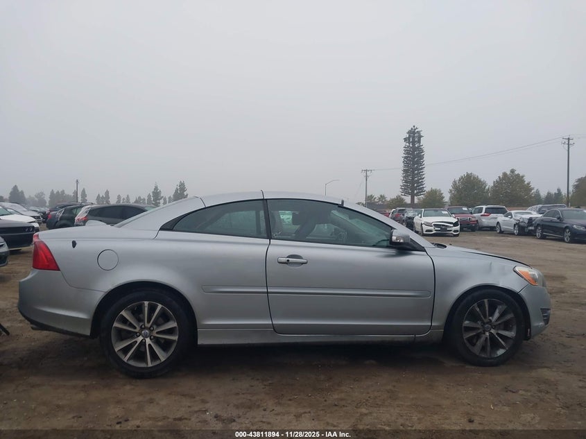 2012 Volvo C70 T5/T5 Platinum/T5 Premier Plus VIN: YV1672MCXCJ130785 Lot: 43811894