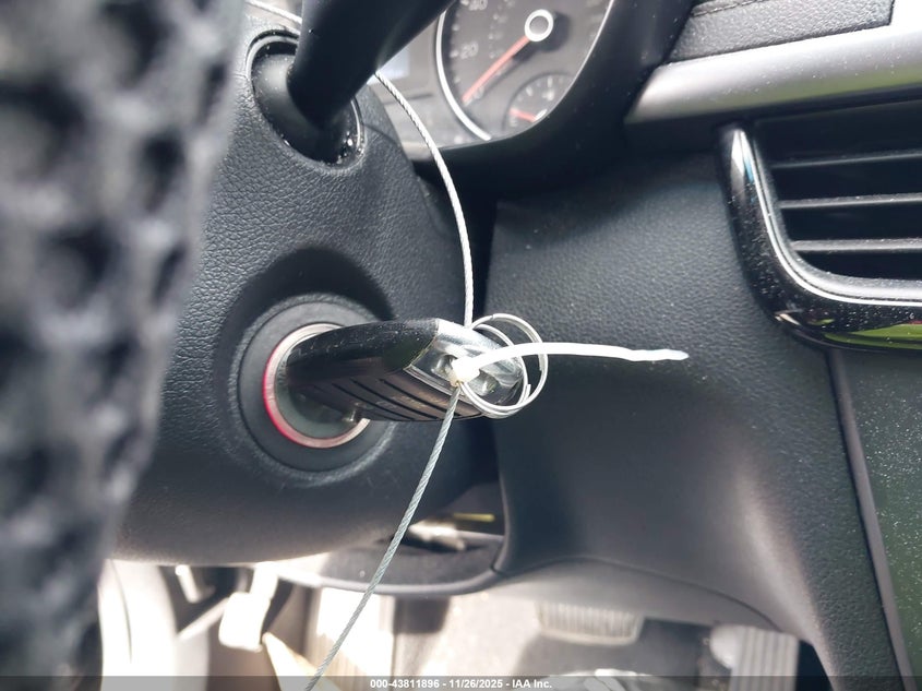 2017 Kia Optima Lx VIN: 5XXGT4L35HG152790 Lot: 43811896