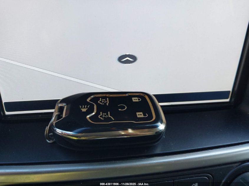 2016 Chevrolet Tahoe Ltz VIN: 1GNSCCKCXGR182392 Lot: 43811906