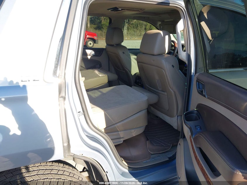 2016 Chevrolet Tahoe Ltz VIN: 1GNSCCKCXGR182392 Lot: 43811906