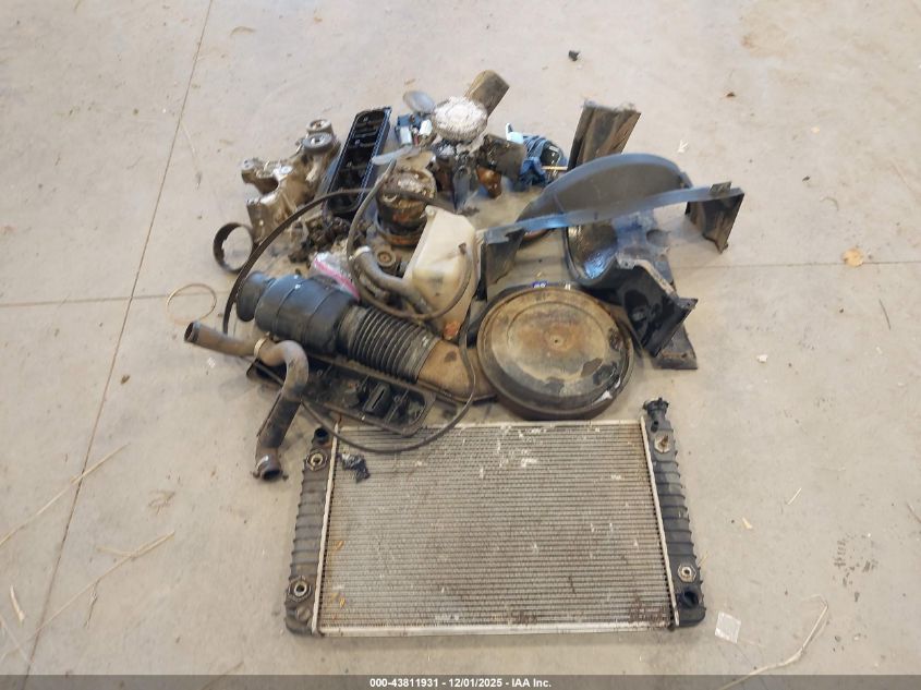 1991 GMC Sierra K1500 VIN: 2GTEK19K4M1516804 Lot: 43811931