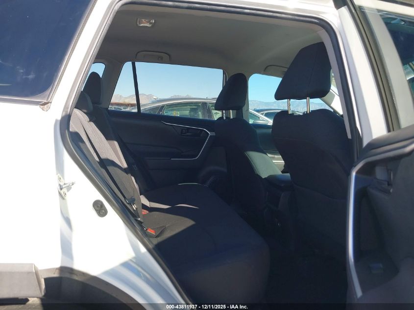 2021 Toyota Rav4 Le VIN: 2T3F1RFV2MC227109 Lot: 43811937