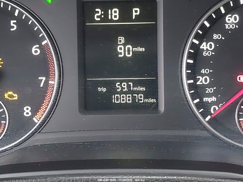 2014 Volkswagen Passat 1.8T Wolfsburg Edition VIN: 1VWAT7A38EC084049 Lot: 43811938