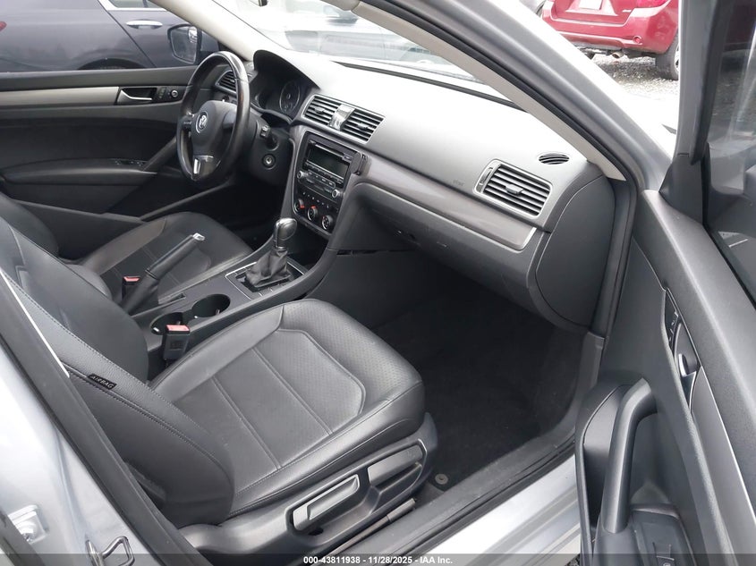 2014 Volkswagen Passat 1.8T Wolfsburg Edition VIN: 1VWAT7A38EC084049 Lot: 43811938