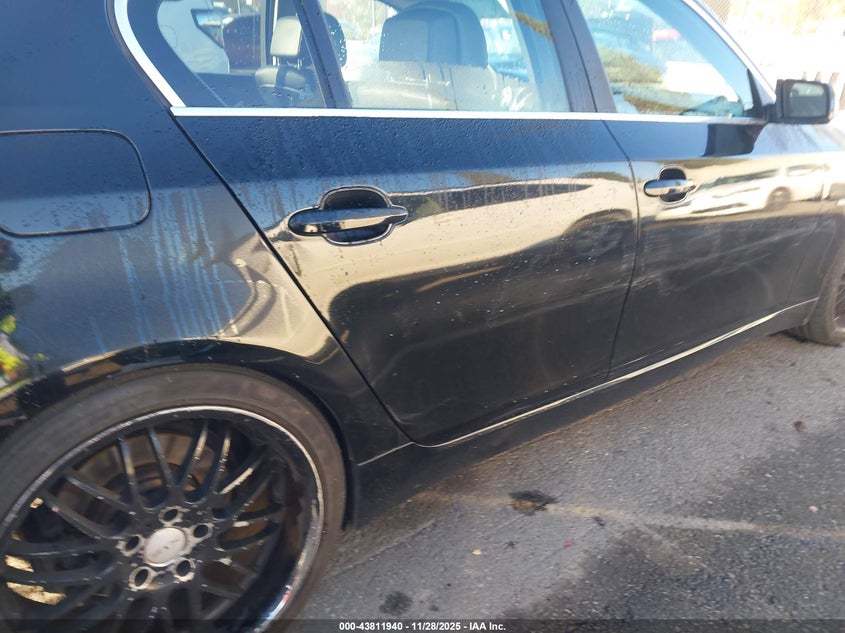 2008 BMW 528I VIN: WBANU53558C110192 Lot: 43811940