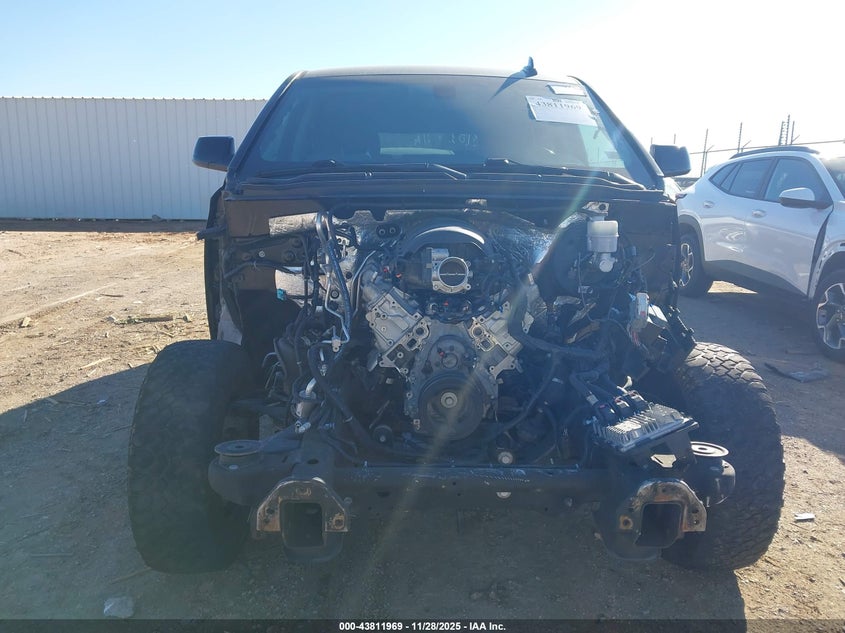 2017 Chevrolet Tahoe Ls VIN: 1GNSCAKC3HR283103 Lot: 43811969