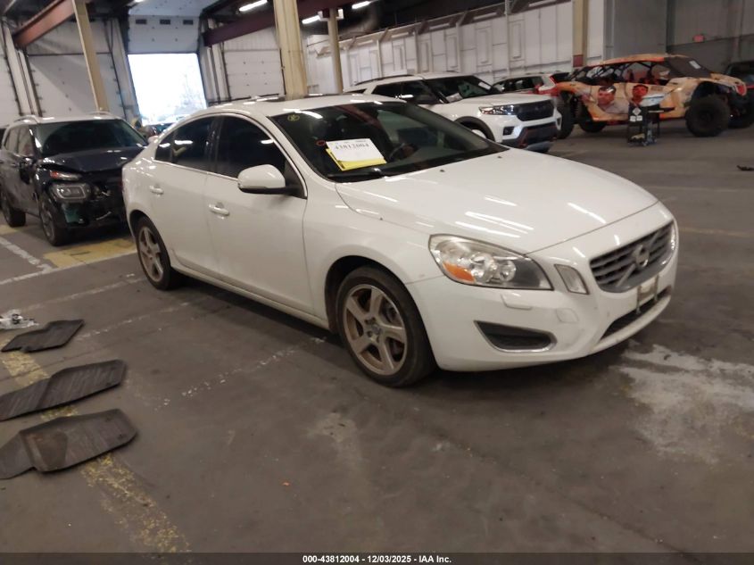 VOLVO S60 T5/T5 PLATINUM/T5 PREMIER/T5 PREMIER PLUS