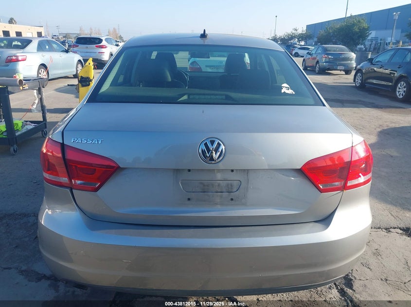 2013 Volkswagen Passat 2.5L Wolfsburg Edition VIN: 1VWAP7A34DC145934 Lot: 43812015