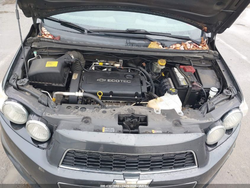 2014 Chevrolet Sonic Ls Auto VIN: 1G1JA5SH2E4130677 Lot: 43812042