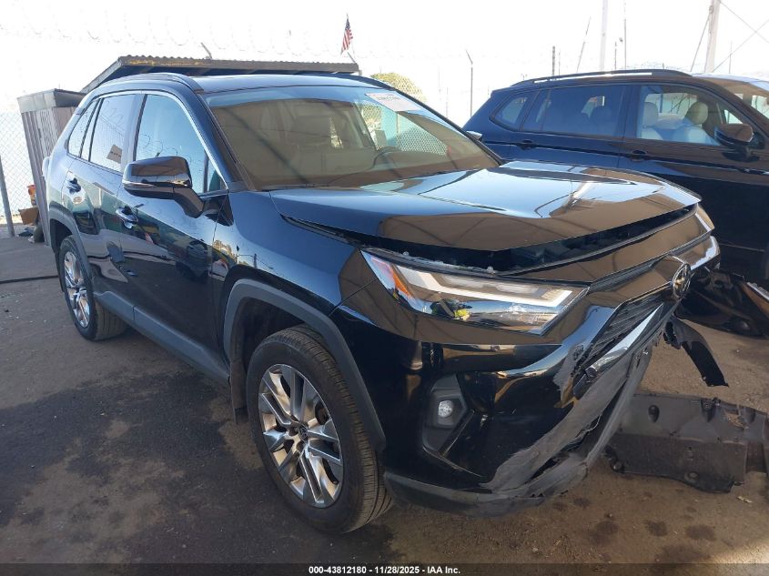 TOYOTA RAV4 XLE PREMIUM