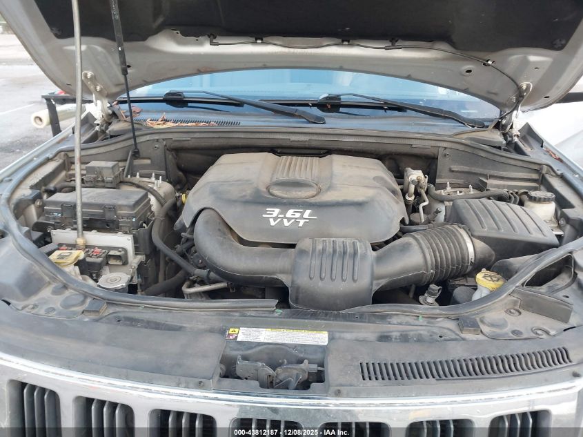 2012 Jeep Grand Cherokee Laredo VIN: 1C4RJEAGXCC290683 Lot: 43812187