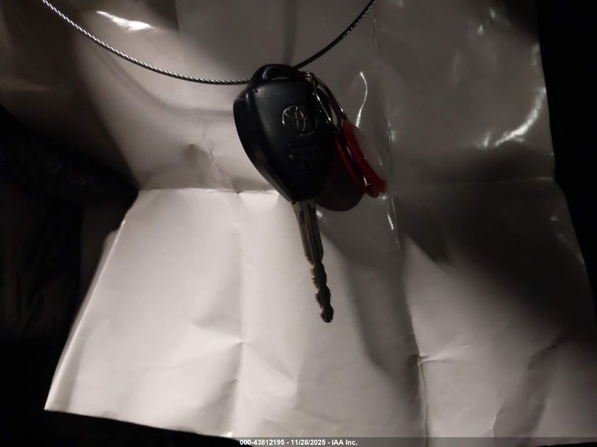 2007 Toyota Rav4 Sport VIN: JTMBD32VX75066396 Lot: 43812195